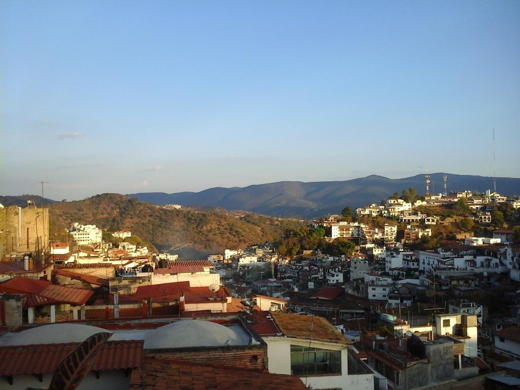 Hotel Posada San Juan Taxco de Alarcon Bagian luar foto